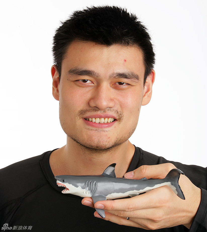 美媒曝姚明经典老照片