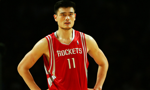 【名人堂姚明】:“中国红”在NBA赛场永飘扬