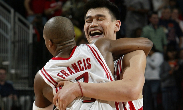 【名人堂姚明】:“中国红”在NBA赛场永飘扬