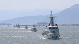 福建三地海警局编组开展锚地集训