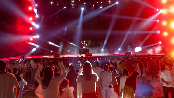 第14届仙女山国际露营音乐季启动_fororder_图片1