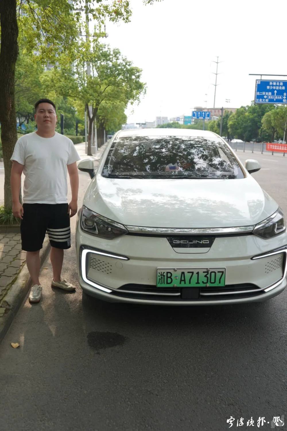 点名“曝光”！你们两位被雨浇透的样子太帅了！_fororder_895527354023750