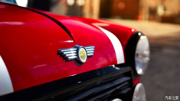 图片默认标题 图片默认标题_fororder_宝马5