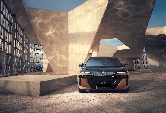 宝马“最年轻”和“最强大”电动车将在成都车展发布_fororder_image002