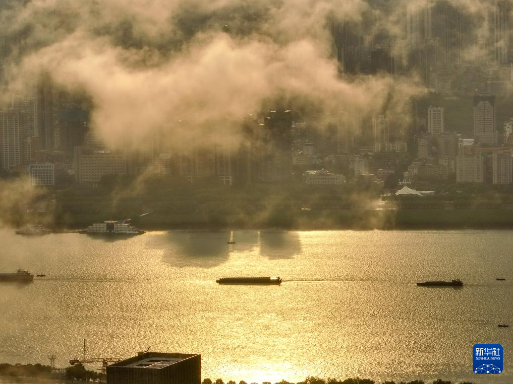 雨后武汉 如梦如幻