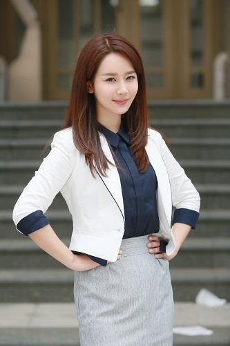 《大嫁风尚》热播 杨紫逗比再现"升级版"邱莹莹