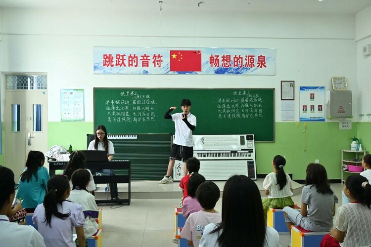 东华理工学子将推普之风吹到西北大地的“最后一公里”_fororder_2