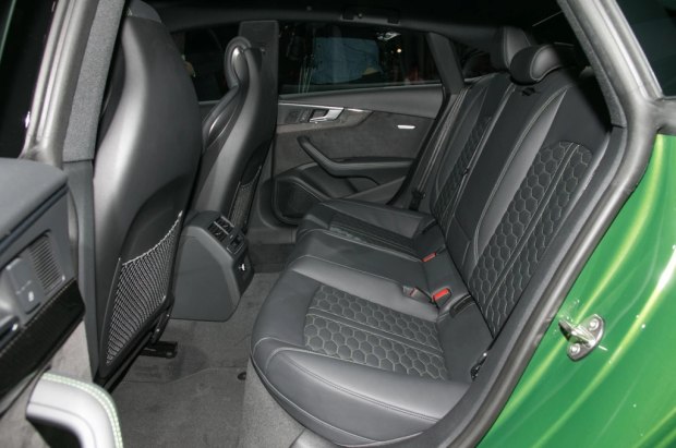 图片默认标题 图片默认标题_fororder_奥迪7