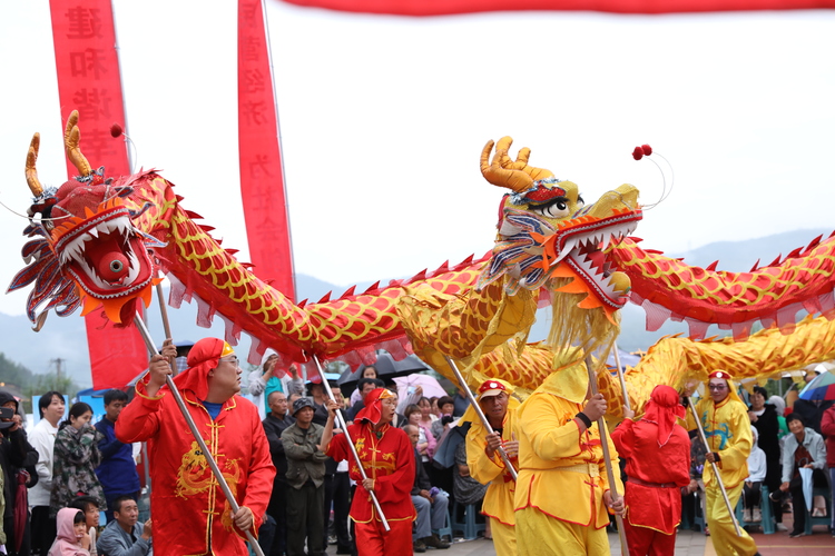 圖片默認標題_fororder_舞龍表演  張丹攝.JPG