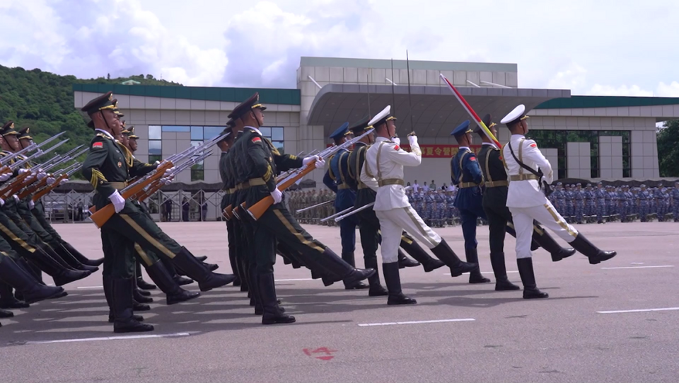 第十六届香港青少年军事夏令营正式开营