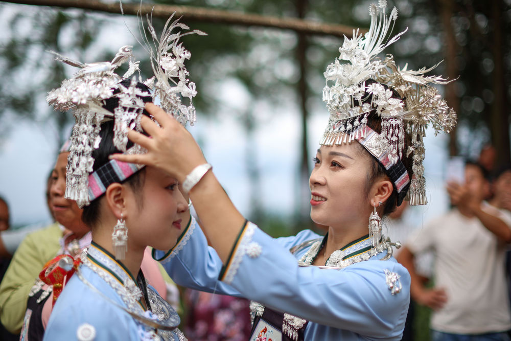 贵州三都：苗族“爬坡节”