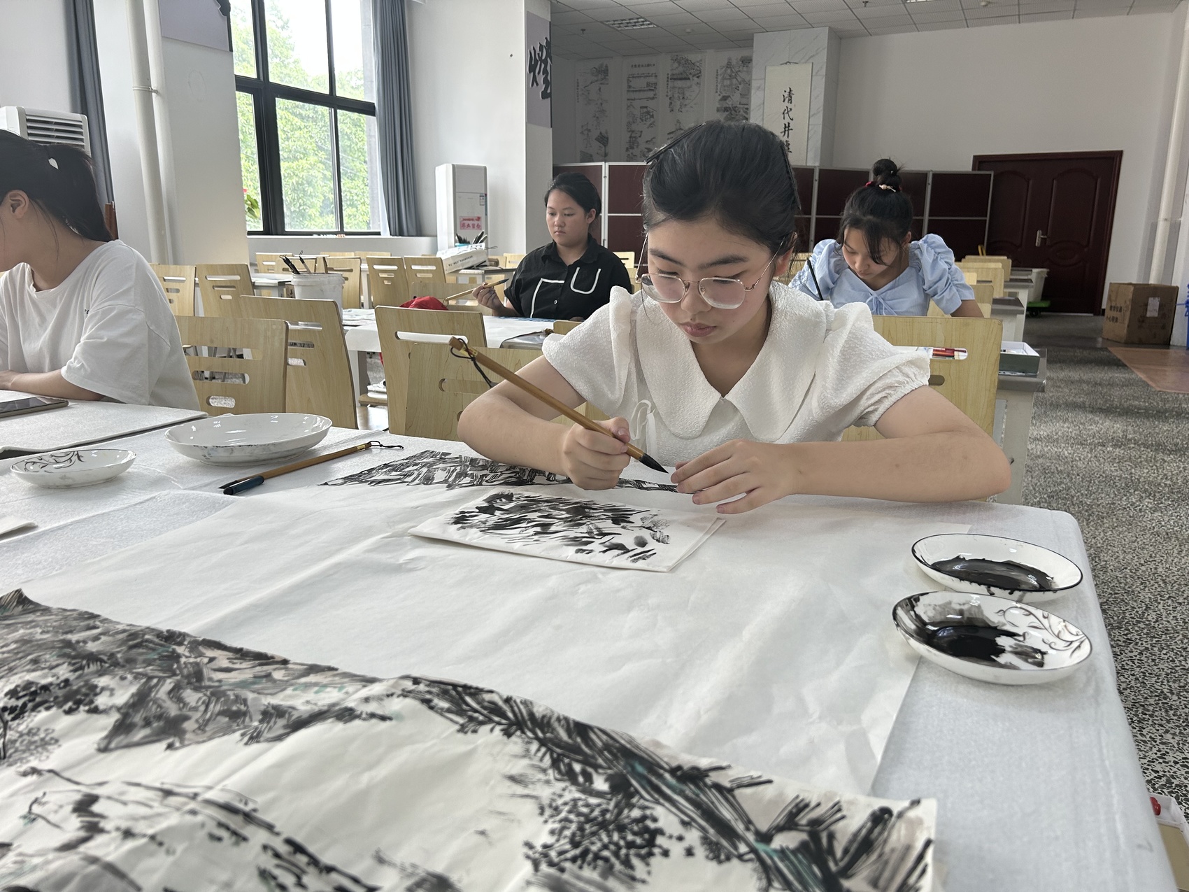 自贡：积极备战四川省第二届“文化传承 强国有我”青少年书画传习大会