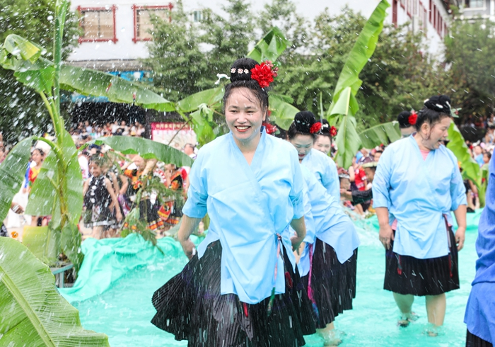 A 'Summertime Carnival' Commence in Jianhe County, Guizhou Province as a Series of Activities for Yang'asha Cultural Festival Kick off_fororder_图片2