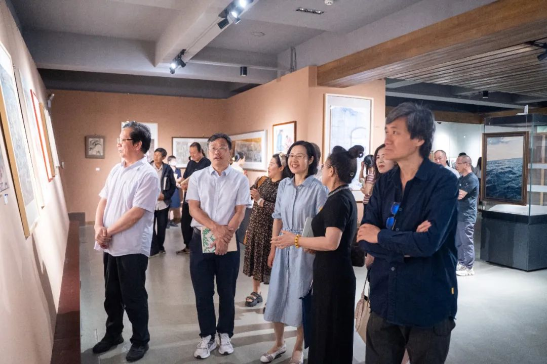 深圳南山美术作品赴敦煌交流展出_fororder_图片2