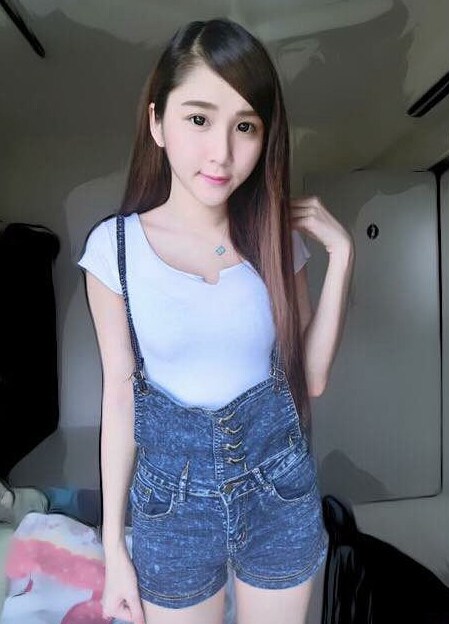 馬來正妹太火辣 一張比基尼照吸粉8000