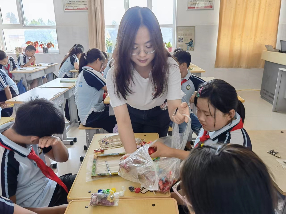 图片默认标题_fororder_师生共享暑期夏令营 摄影 靳烨