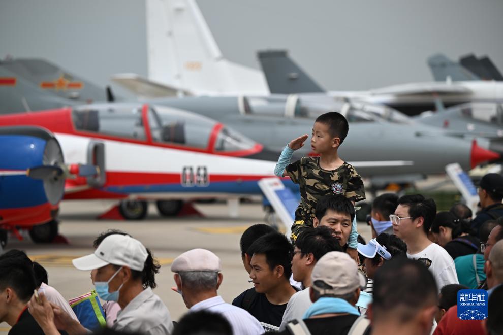长春航空展迎来首个公众日
