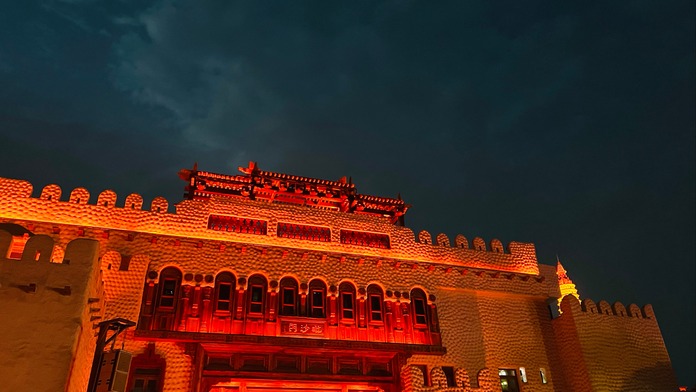 【2023打卡中国】在新疆不过12点都不算晚上？这样的夜生活一整个羡慕住！（视频）