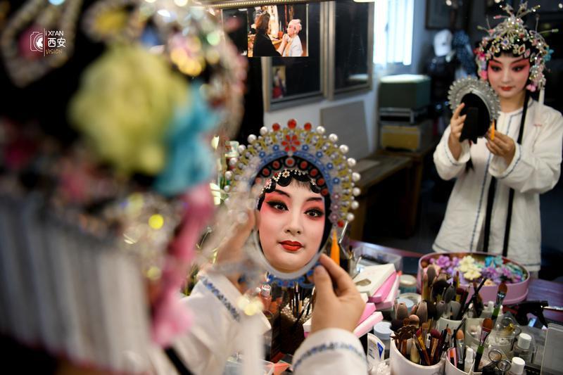 浓墨重彩!“妆”点大美秦腔