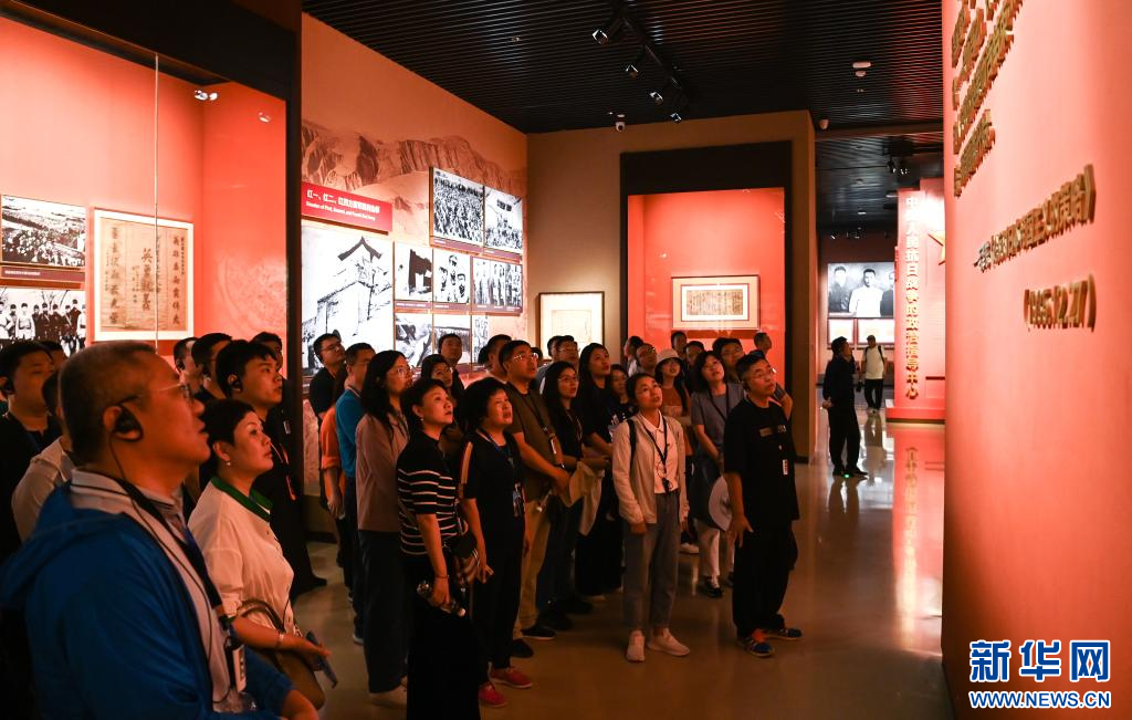 陕西延安：红色旅游持续火热