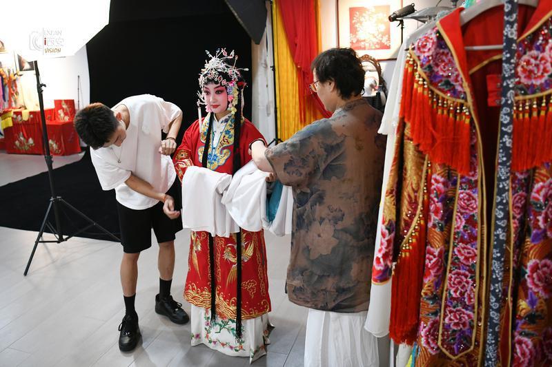 浓墨重彩!“妆”点大美秦腔