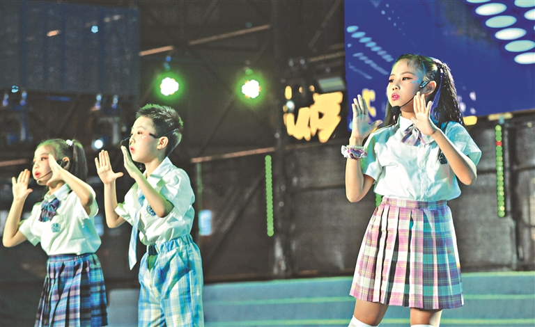 童声 在松花江畔回荡