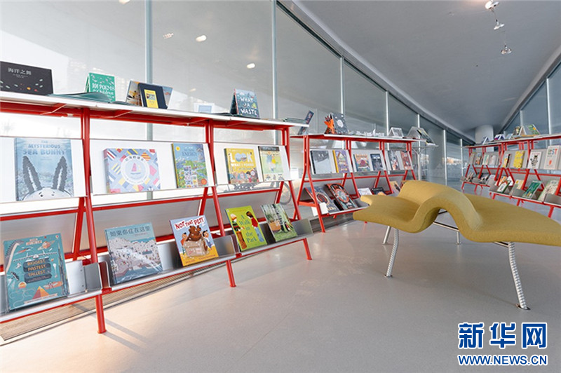 海口湾“天空之山”驿站：一道靓丽的城市风景线_fororder_20230801008