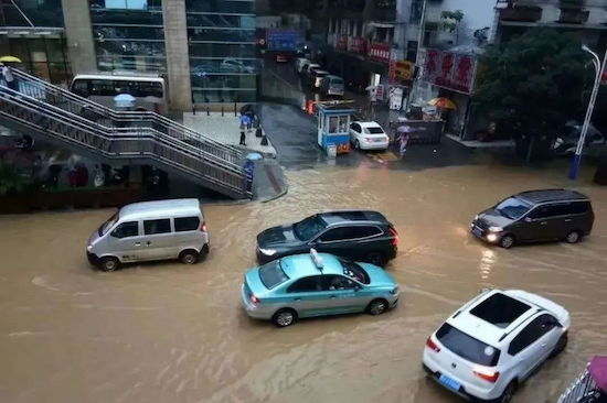 雨季出行多留意 这份行车贴士请牢记_fororder_image013