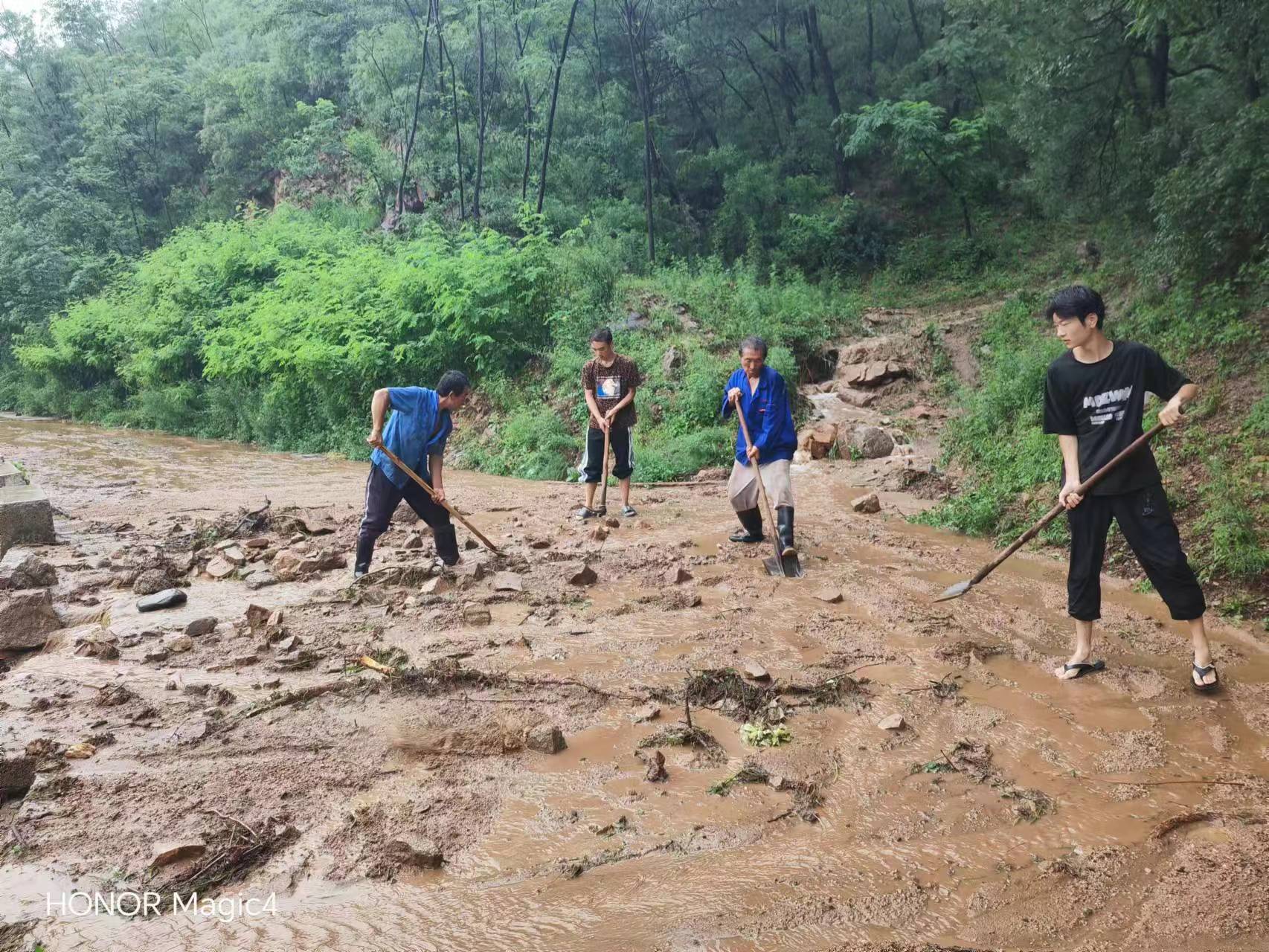 河北涞源：多部门协调联动 筑牢防汛安全堤坝_fororder_4