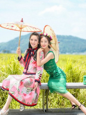 谢娜祝江一燕生日快乐：记住你是我的女人哦