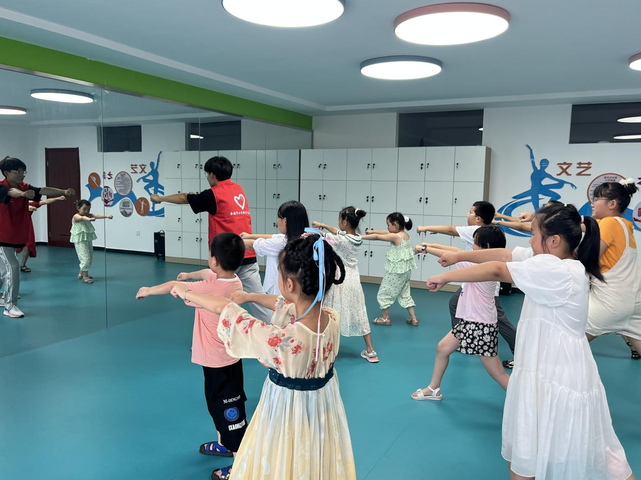 河北平泉开展暑期公益小社团活动_fororder_图片6