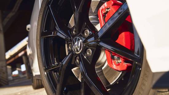 秋季上市 大众高尔夫GTI 380手动挡车型官图_fororder_image005