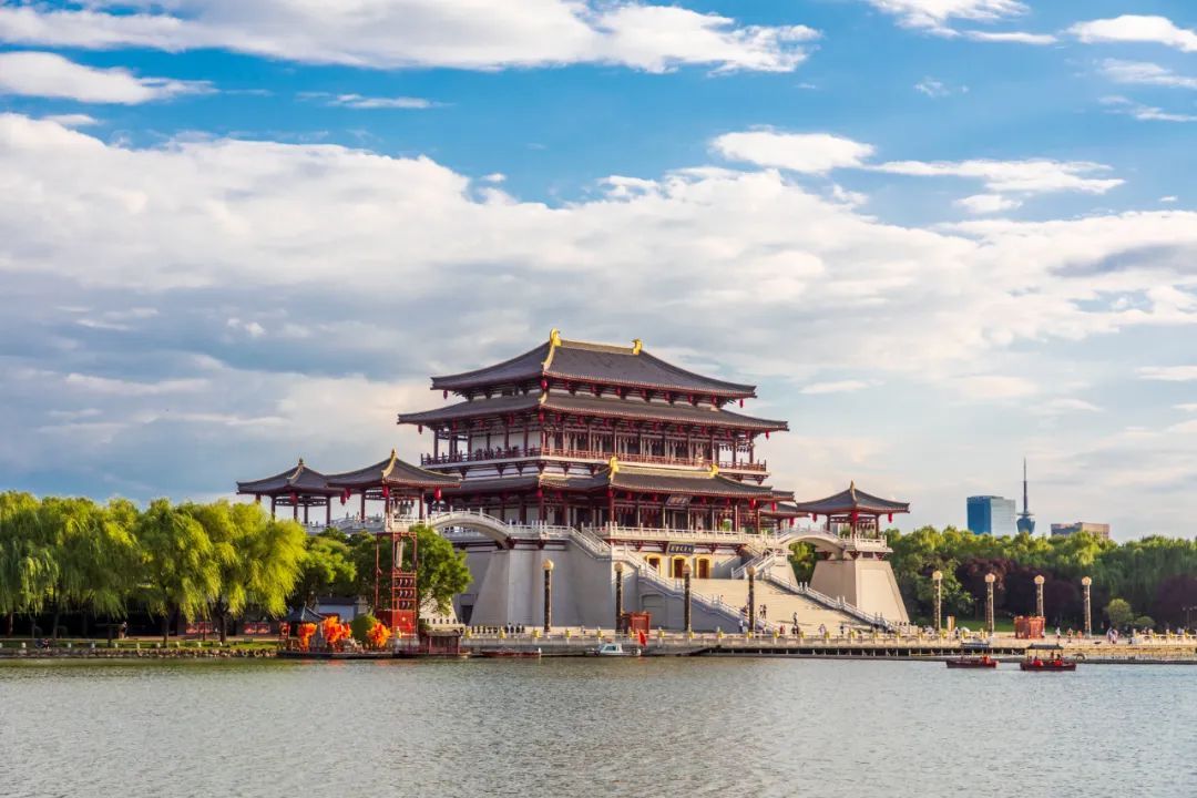 （转载）暑期出行停车难？曲江新区热门地点停车指南来了