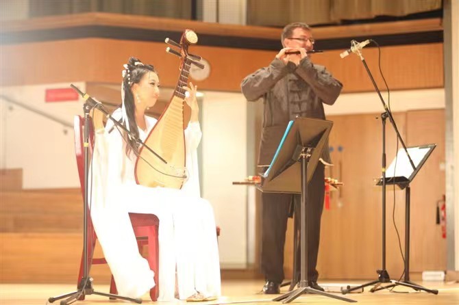 归来仍是“少年”丨归国创业的琵琶手陈勤：见证越来越多年轻人爱上中国传统文化