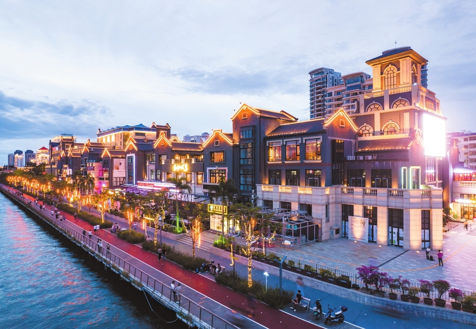 海口暑期餐饮消费市场持续升温：赏城市风光 品特色美食_fororder_20230807002