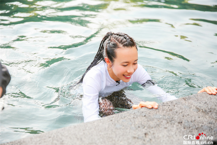 《我們來了》奚夢瑤“下狠手” 莫文蔚遭遇“生命危機”