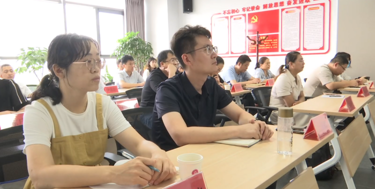 石家庄市鹿泉区 搭建平台 银政企对接促发展_fororder_图片4