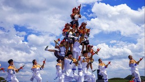 贵州赫章：载歌载舞欢庆2023年阿西里西狂欢季·苗族花山节