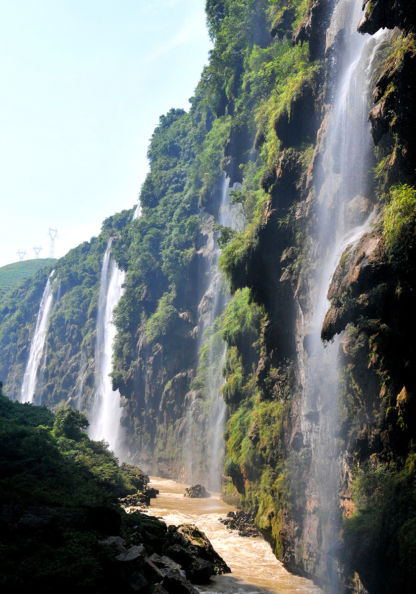 （中首）贵州：山高水长玉帘飞