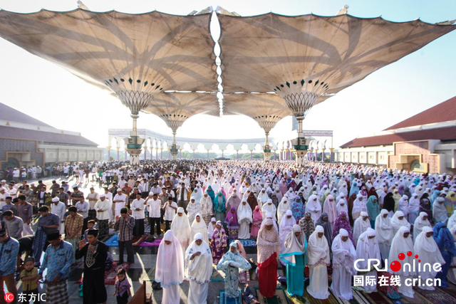 宰牲节是穆斯林的重要节日之一,在这期间,穆斯林会前往麦加参加最大
