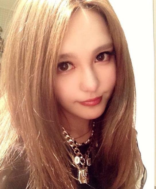 罗志祥着急给女友送生日祝福：比零点早一分钟