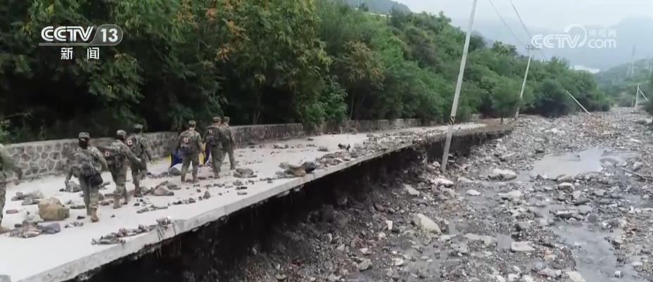 中部战区部分专业力量前出 科学统筹有序推进灾后重建