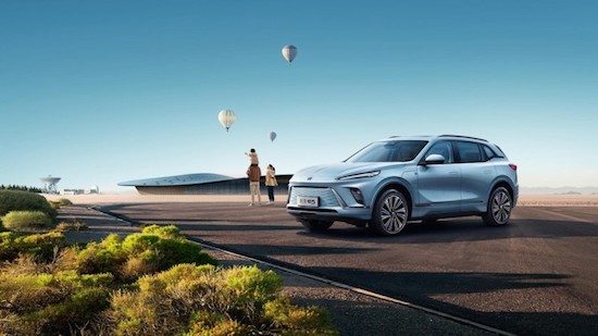 新能源车单月交付量首度破万 上汽通用找到转型密码_fororder_image009