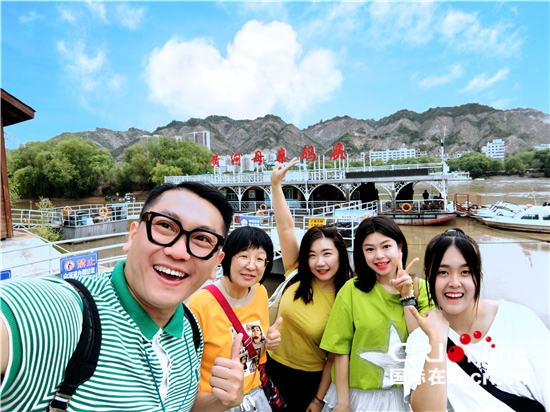 台青邱庆龄：行脚母亲河深深震撼了我的心灵（两岸观察）_fororder___172.100.100.3_temp_2_1_2_1_1_9e881972-7b91-4452-a351-81608337bd4f