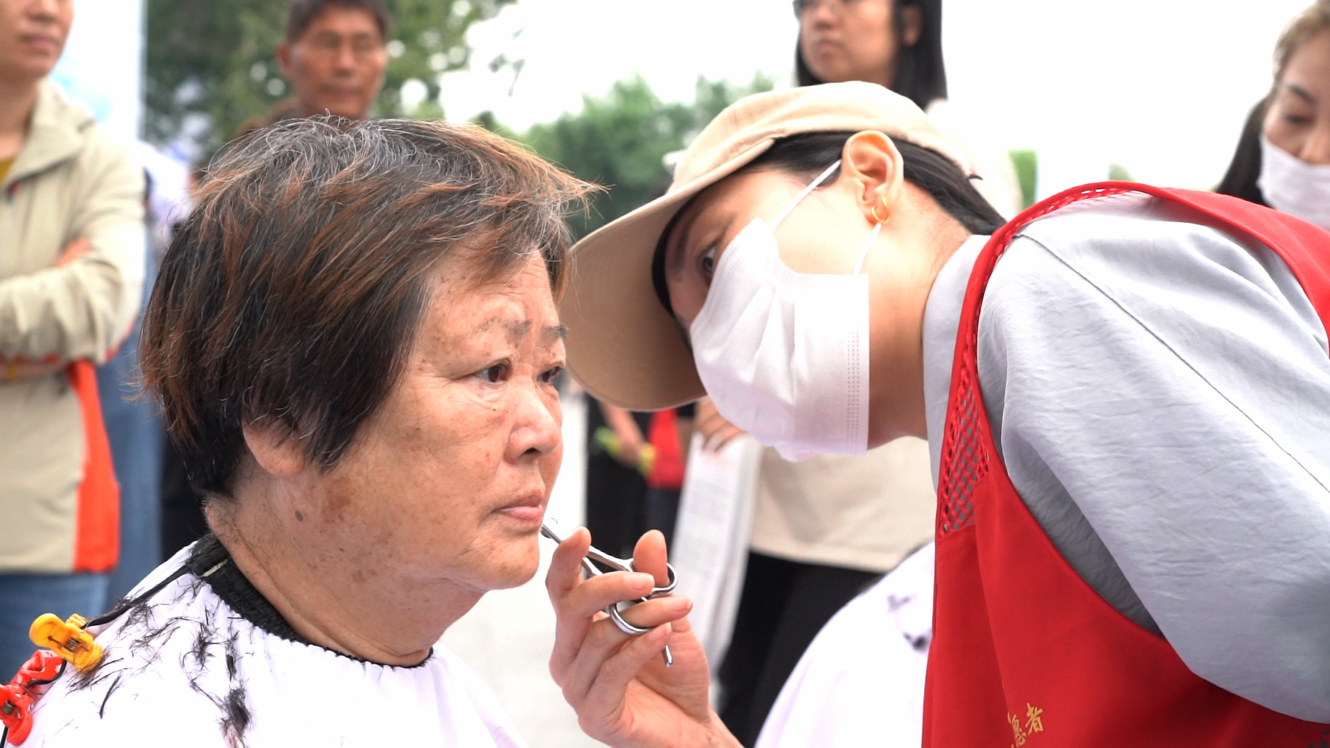 唐山市路北区开展“喜迎盛会 相遇陶瓷 美在文明”新时代邻里节活动_fororder_b4e2ec58e7b3f4a462383570dd40622