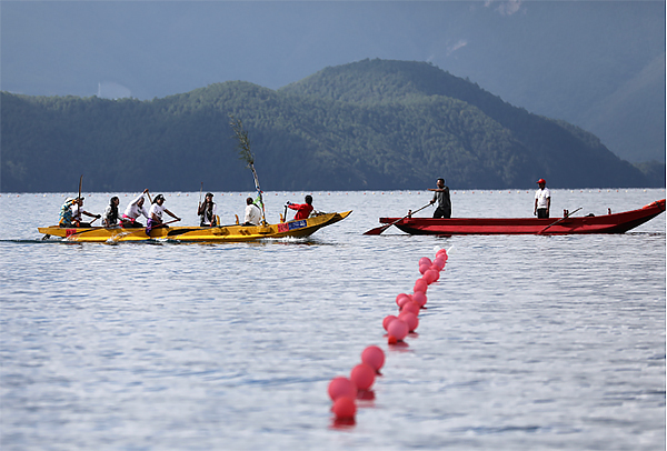 欢度转山转海节 摩梭儿女泸沽湖畔载歌载舞_fororder_未标题-1