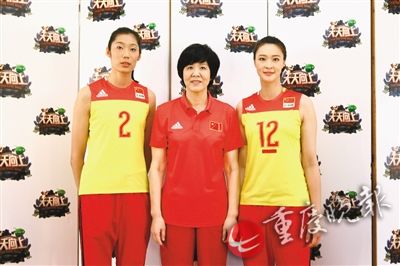 郎平携惠若琪朱婷录《天天向上》 自嘲五音不全