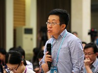 凤凰卫视记者提问