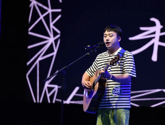 “唱响黔中强音”贵州平坝首届乡村歌手大赛决赛举行_fororder_640