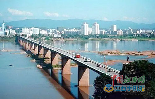 圖片默認標題 圖片默認標題